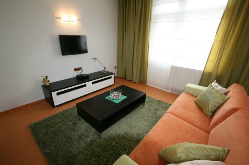 Hotel Krystal Luhačovice Kültér fotó